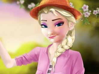 Elsa Drawing Teacher