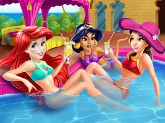 Princesses at Jasmine Palace