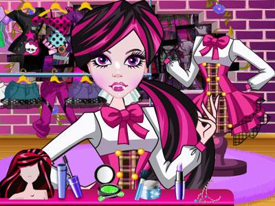 Monster High Clothing Shop